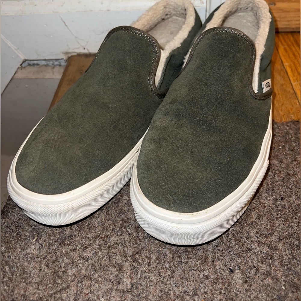 Vans SUEDE AND SHERPA CLASSIC SLIP-ON SHOES